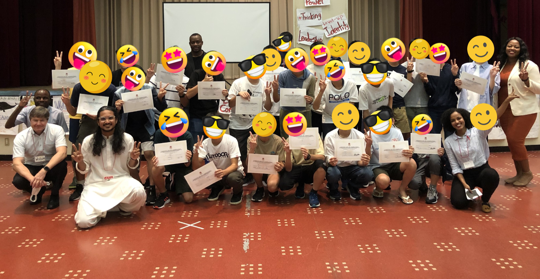 With the entire class and fellow group leaders after a successful program in Shirahama, Wakayama.